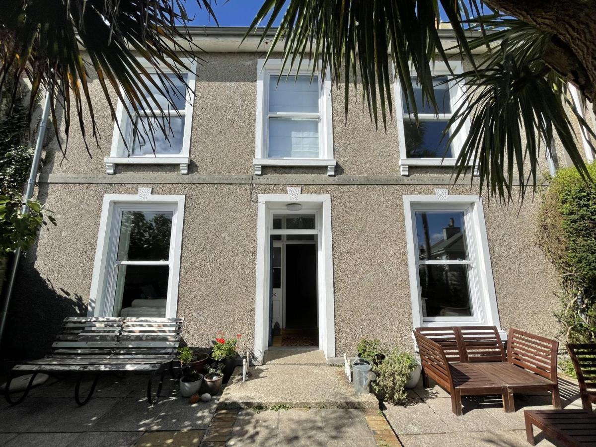 Porth House, With South Facing Courtyard Garden! Vila St Ives Exterior foto